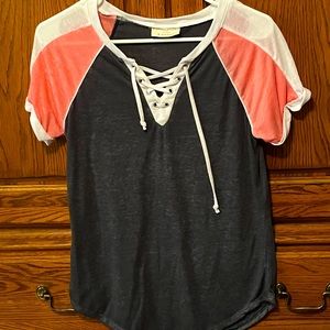 Bobbie Brooks, lace up tee, size small